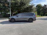 Used 2022 Chrysler Pacifica Touring-L w/ S Appearance Package image 2