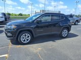New 2025 Jeep Compass Latitude image 3