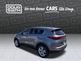 Used 2017 Kia Sportage LX image 3