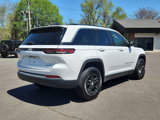 Used 2024 Jeep Grand Cherokee Laredo image 6