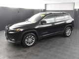 Used 2019 Jeep Cherokee Latitude Plus image 2