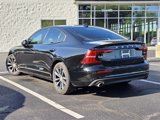 Used 2021 Volvo S60 T5 Momentum image 5