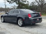 Used 2018 Chrysler 300 Touring L image 5