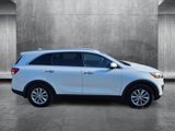Used 2018 Kia Sorento LX image 3