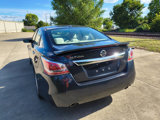 Used 2015 Nissan Altima 2.5 SV image 2