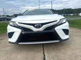 Used 2020 Toyota Camry SE image 3