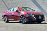 Used 2023 Nissan Altima 2.5 SV image 2