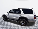 Used 2002 Toyota 4Runner SR5 image 3