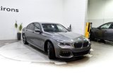 Used 2019 BMW 750i w/ M Sport Package image 2