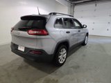 Used 2017 Jeep Cherokee Sport image 6