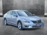Used 2013 Nissan Altima 2.5 SV image 3