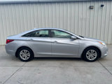 Used 2011 Hyundai Sonata GLS image 2