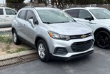 Used 2018 Chevrolet Trax LT w/ LT Convenience Package image 2