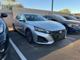 Used 2023 Nissan Altima 2.5 SV image 3