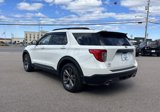Certified 2021 Ford Explorer XLT w/ Equipment Group 202A image 3