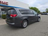 Used 2023 Chrysler Voyager LX image 3