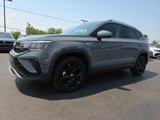 Used 2022 Volkswagen Taos SE image 3