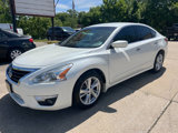 Used 2015 Nissan Altima 2.5 SV image 2