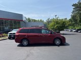 Used 2018 Toyota Sienna XLE w/ XLE Navigation Package image 2