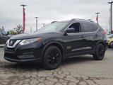 Used 2017 Nissan Rogue SV image 3