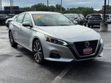 Used 2019 Nissan Altima 2.5 Platinum image 3