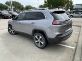 Used 2019 Jeep Cherokee Limited image 5