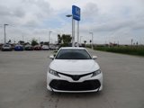 Used 2018 Toyota Camry LE image 2