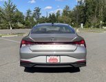 Used 2022 Hyundai Elantra SEL w/ Convenience Package image 4