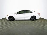 Used 2018 Toyota Camry SE image 5