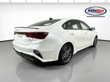Used 2022 Kia Forte GT-Line w/ GT-Line Premium Package image 2