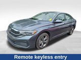 Used 2024 Volkswagen Jetta SE image 3