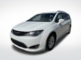 Used 2019 Chrysler Pacifica Touring-L image 4