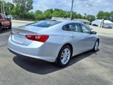 Used 2017 Chevrolet Malibu LT image 4