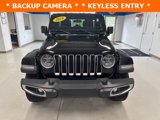 Used 2018 Jeep Wrangler Unlimited Sahara image 2