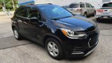 Certified 2020 Chevrolet Trax LT w/ LT Convenience Package image 2