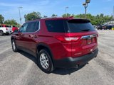 Used 2018 Chevrolet Traverse LT image 3