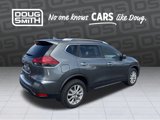 Used 2017 Nissan Rogue SV image 5