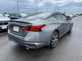 Used 2021 Nissan Altima 2.5 SR w/ SR Premium Package image 3