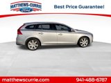 Used 2017 Volvo V60 T5 Premier w/ Convenience Package image 3