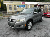 Used 2010 Volkswagen Tiguan SE image 3