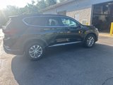 Used 2019 Hyundai Santa Fe SE image 2