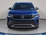 Used 2022 Volkswagen Taos S image 2