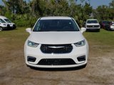Used 2022 Chrysler Pacifica Touring-L image 5