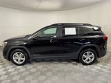 Used 2022 GMC Terrain SLE w/ Driver Convenience Package image 4