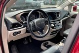 Used 2018 Chrysler Pacifica Touring-L Plus image 4