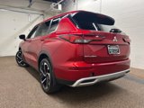 Used 2023 Mitsubishi Outlander SE image 4