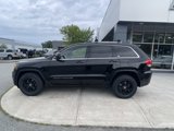 Used 2017 Jeep Grand Cherokee Laredo w/ Quick Order Package 2BE image 5