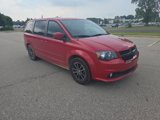 Used 2015 Dodge Grand Caravan SXT w/ Blacktop Package image 3
