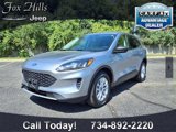 Used 2022 Ford Escape SE w/ Cold Weather Package image 3