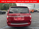 Used 2013 Chrysler Town & Country Touring image 4